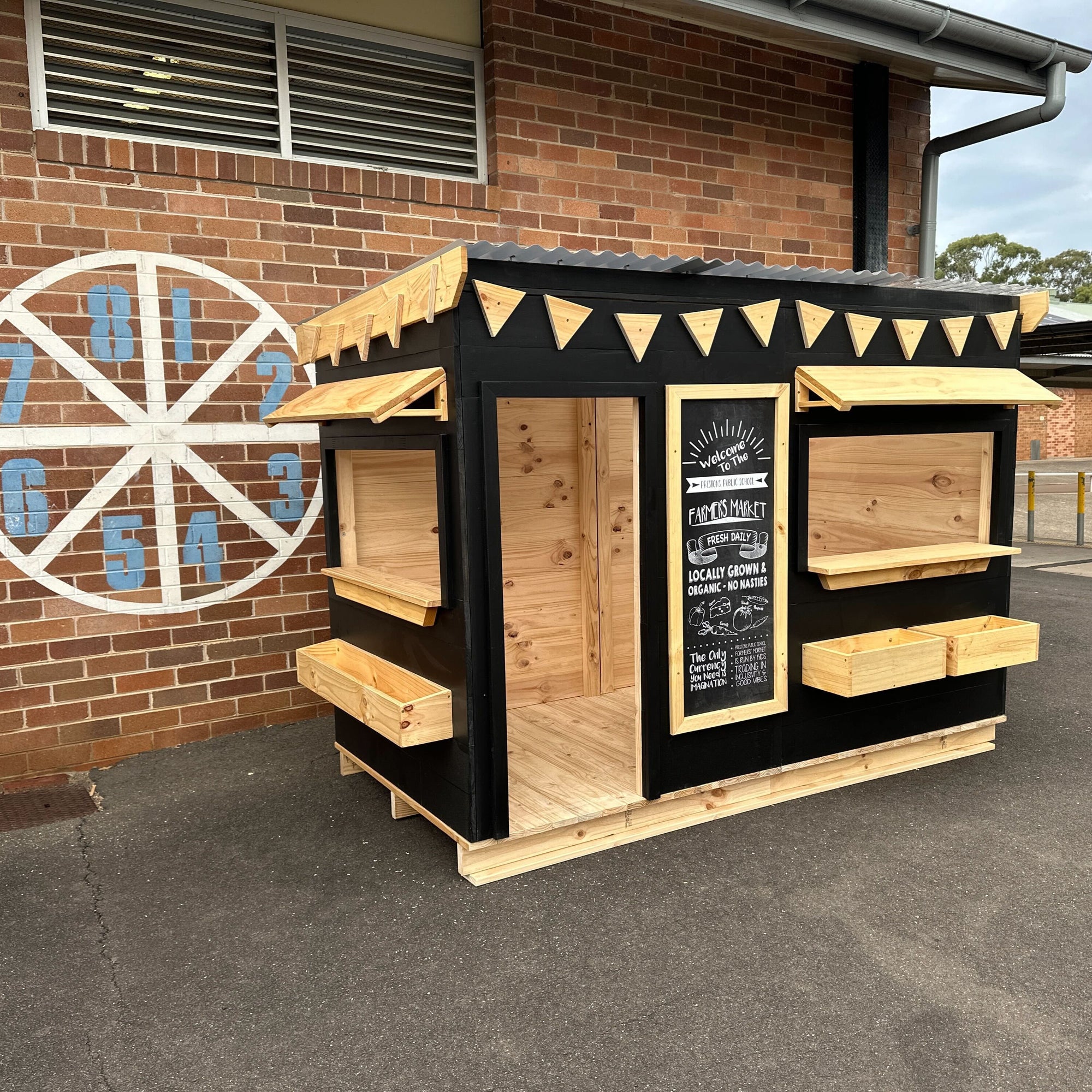 Farmer's Market Cubby House