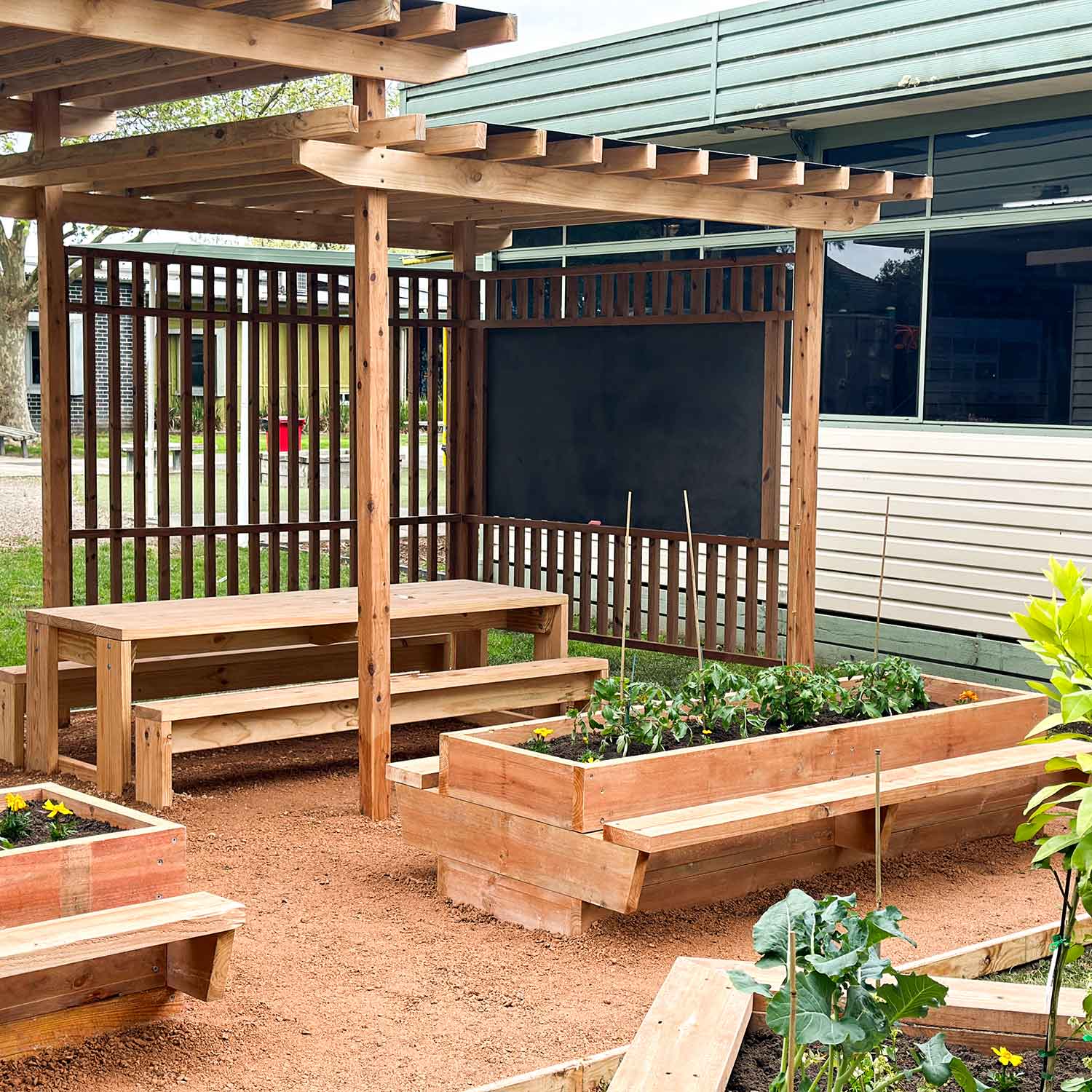 Raised Garden Bed With Sitting Kit Vego Garden 32